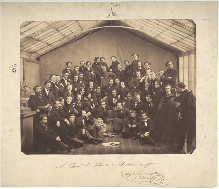 Artistas en el estudio del fotógrafo