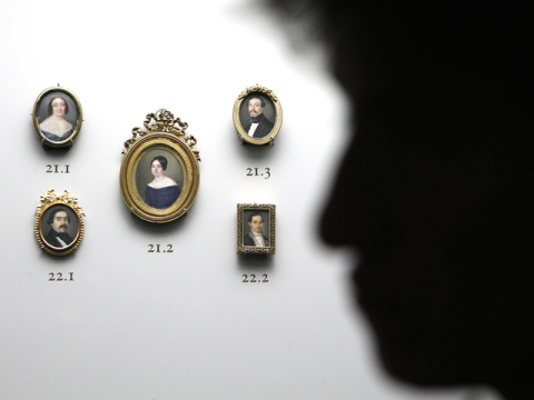 El Museo del Prado saca a la luz sus miniaturas