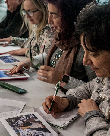 <em>Poder Esencial</em>. Mujer, ruralidad y autorrepresentación