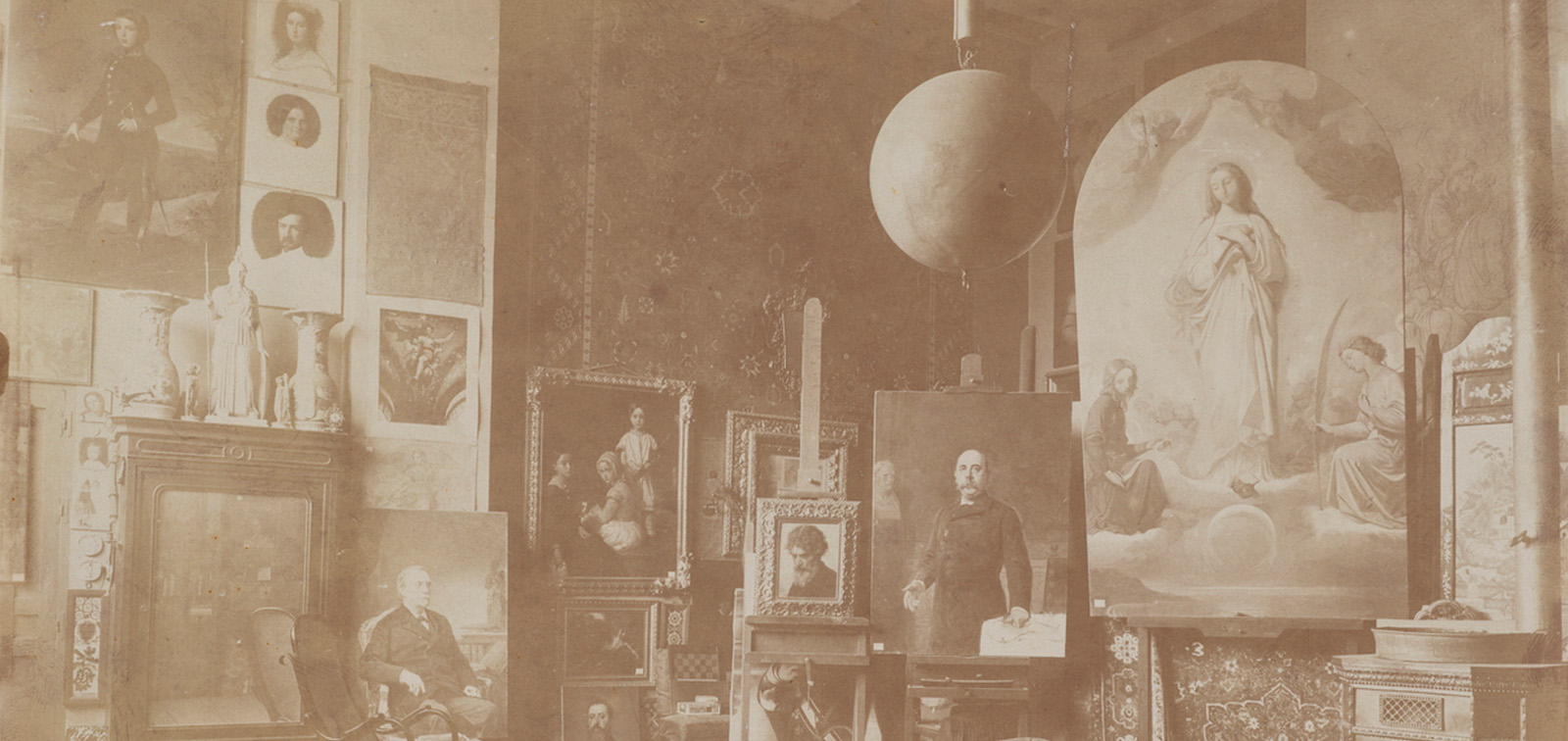 La sala 60. El universo del artista ante la cámara