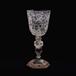 Rock crystal cup with carved masks - The Collection - Museo Nacional del  Prado