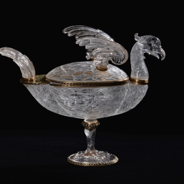 Vaso de cristal en forma de águila