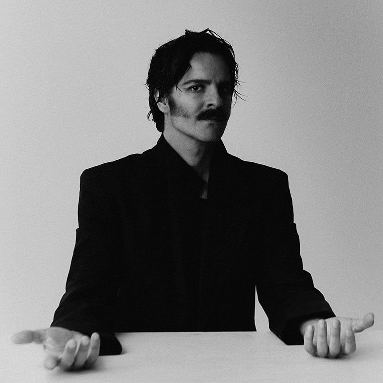 Ernesto Artillo
