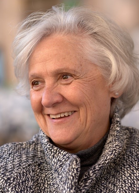 María de los Santos García Felguera