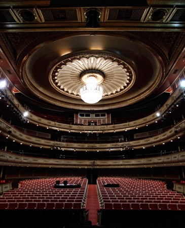 <em>Artes escénicas en el Bicentenario</em>