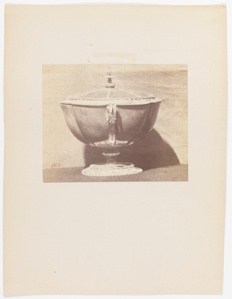 Image of the artwork: "Heliotrope drinking vessel with cover and gold handles"