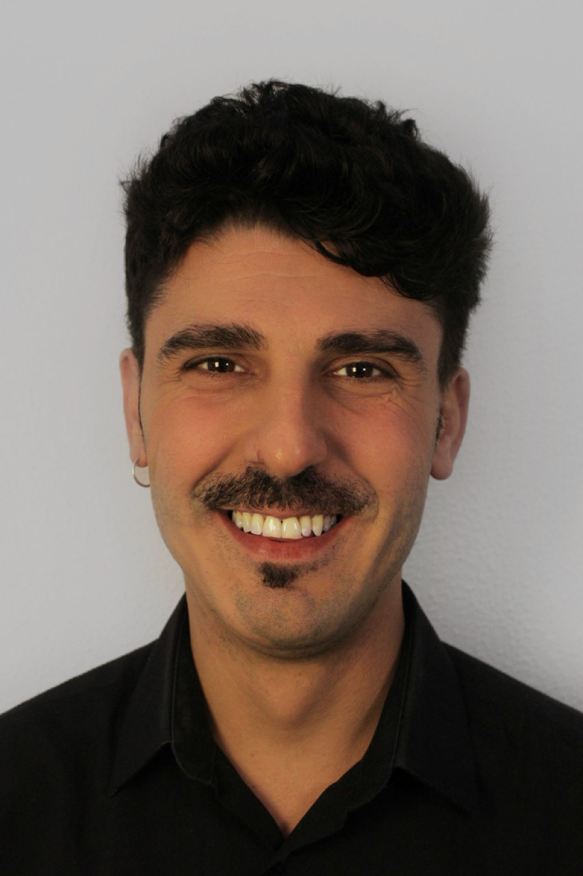 Abel Ferris - Producción y distribución