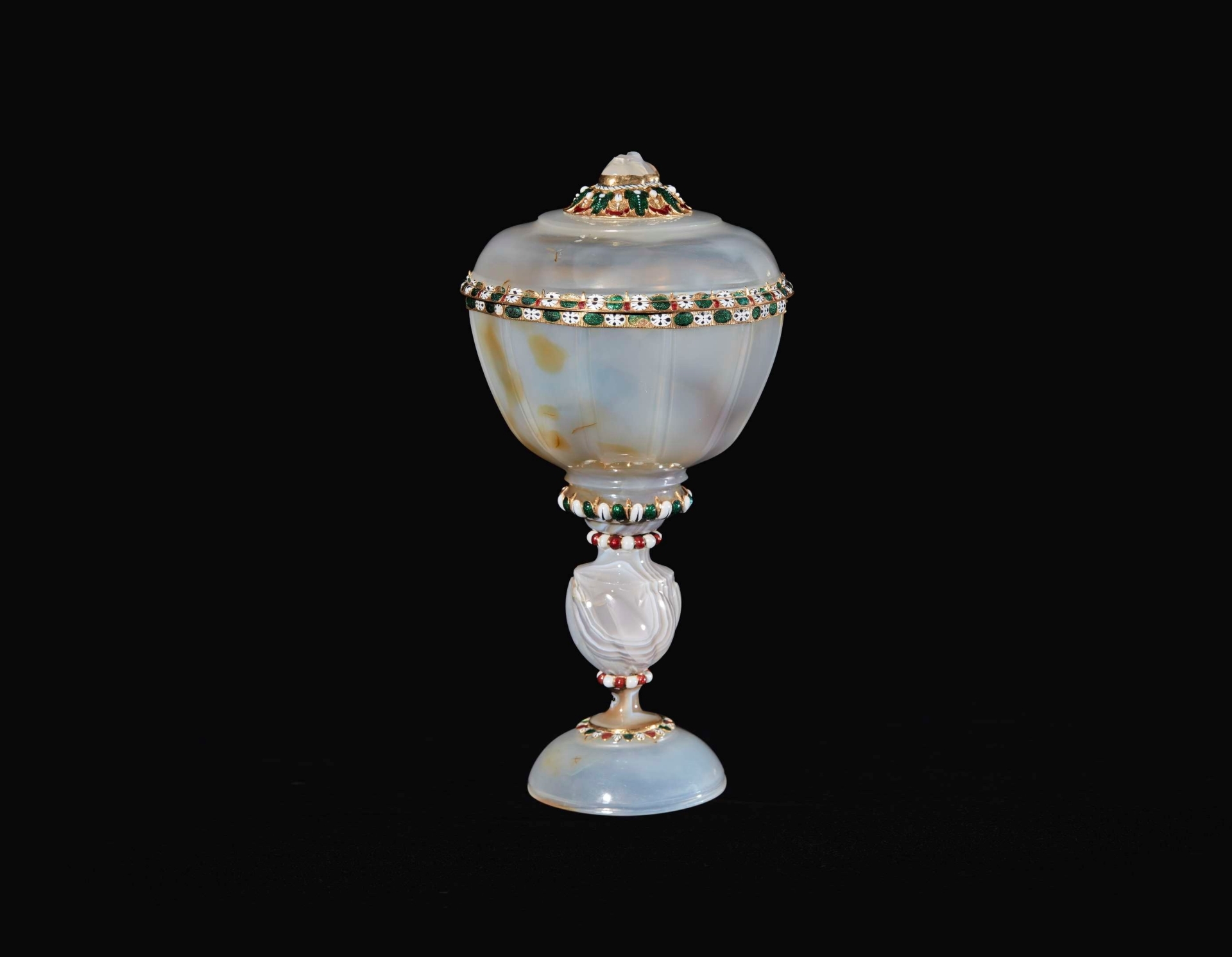 goblet with lid