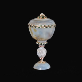 Agate goblet with lid