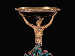Copa con sirena de oro