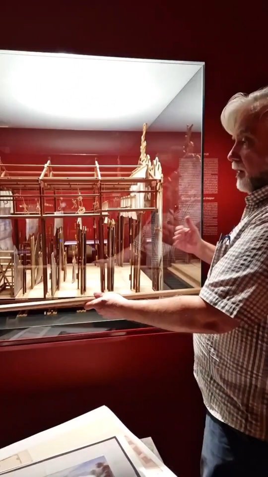 Una maqueta teatral para la exposición “Herrera el Mozo y el Barroco total”