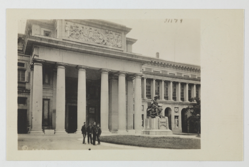 Imagen de la obra: "Museo del Prado, vista de la fachada oeste o de Velázquez"