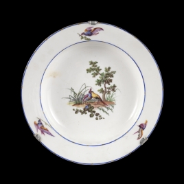 Plato de porcelana
