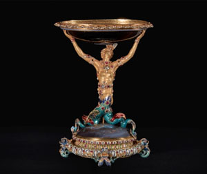 Copa con sirena de oro