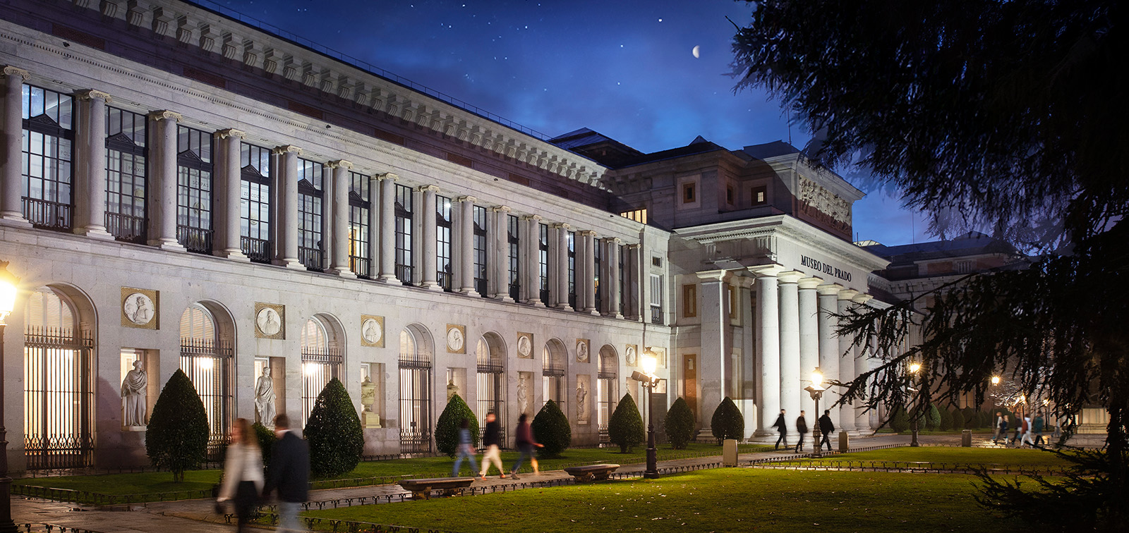 El Prado de noche 2025