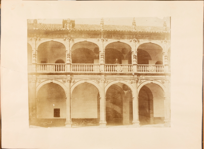 Imagen de la obra: "Patio del Colegio de Santiago en Salamanca"