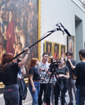 A través del Prado. Miradas y retratos de un museo