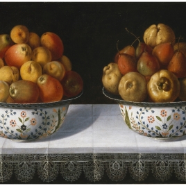 Frutero de Delft y dos floreros - Colección - Museo Nacional del Prado