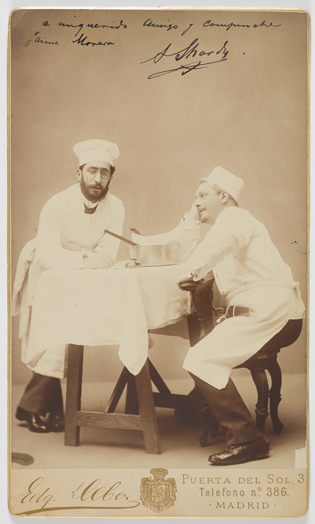 Imagen Los pintores Jaime Morera y Agustín Lhardy como cocineros