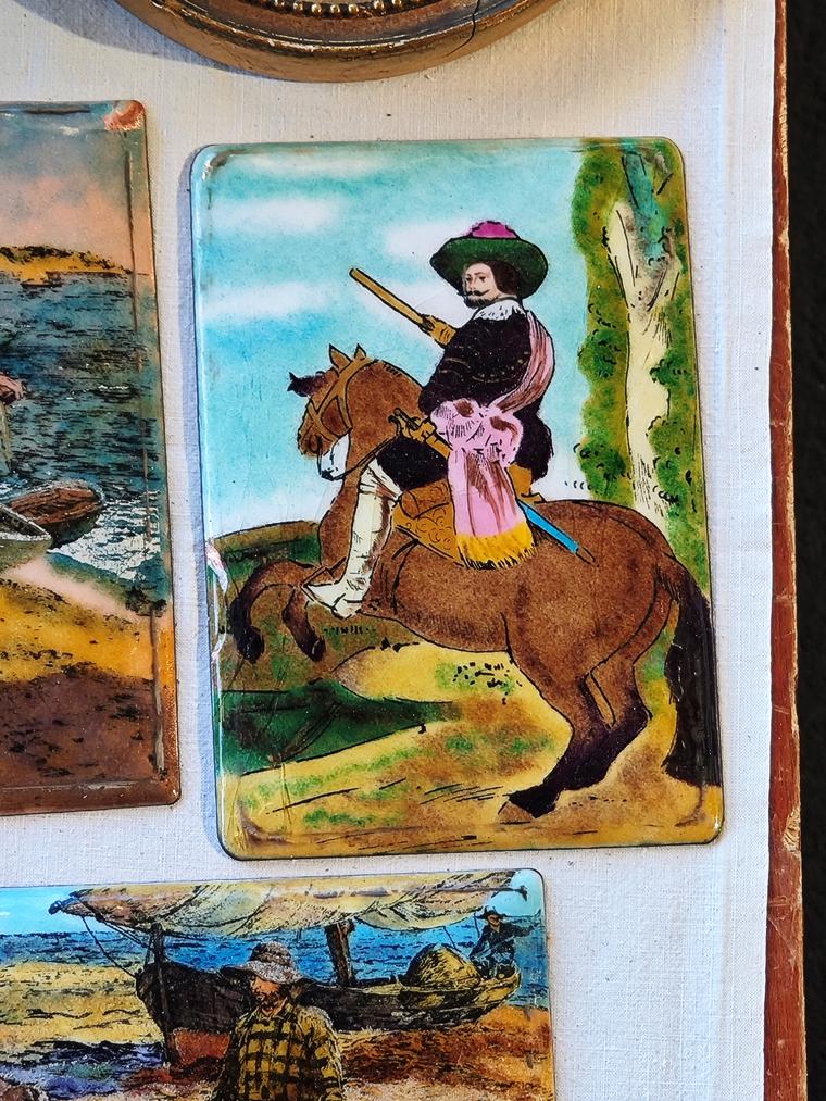 Bandeja de Gaspar de Guzmán, conde-duque de Olivares, a caballo