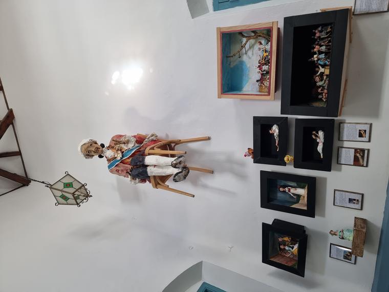 Figuras de La gallina ciega