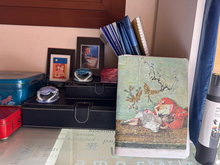 Libreta de Los hijos del pintor en el jardín japonés