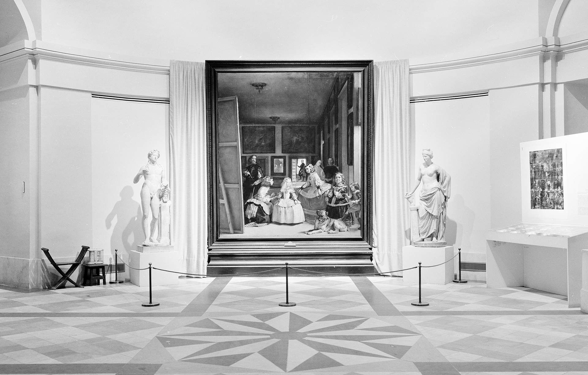 Instalación especial de Las meninas tras su restauración